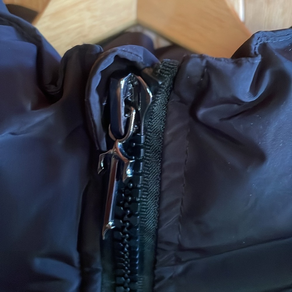 Trapstar Puffer Jacket - Picture 4 of 9